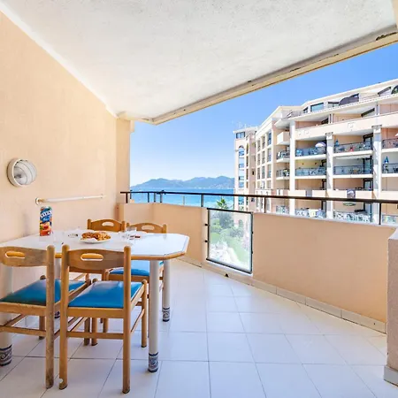 La Palme D'azur - * Cannes