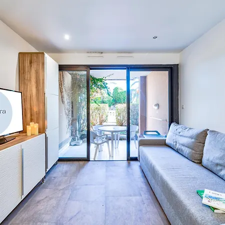 La Palme D'azur - * Cannes